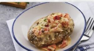 Red Lobster Creamy Lobster Baked Potato